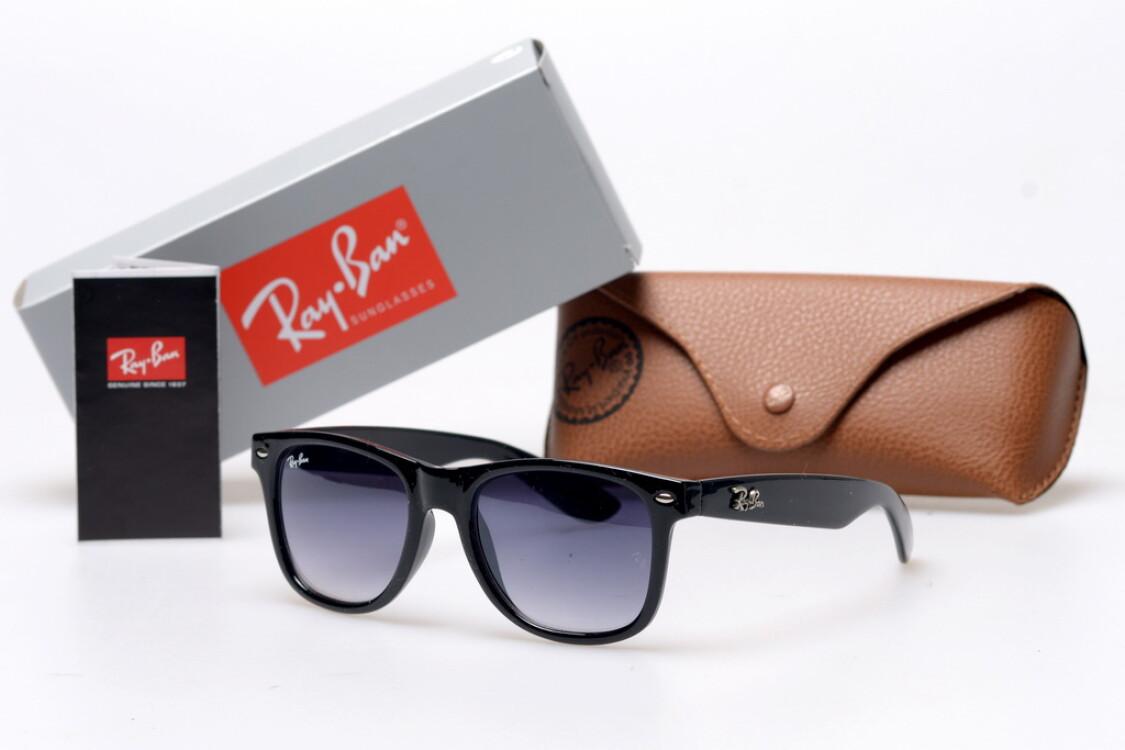 

Солнцезащитные очки Ray Ban Wayfarer (Вайфаеры) 2140-c1