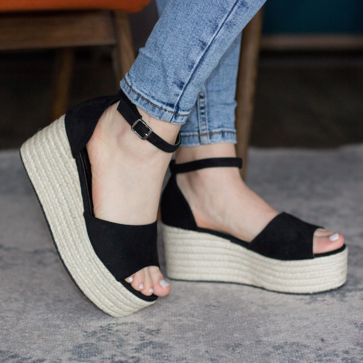 

Женские босоножки Shoes Wackywoo 2824 36 размер 23.5 см Черный