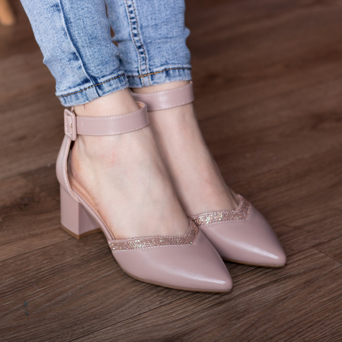 

Туфли женские Shoes Eddie 2774 40 размер 25.5 см Бежевый