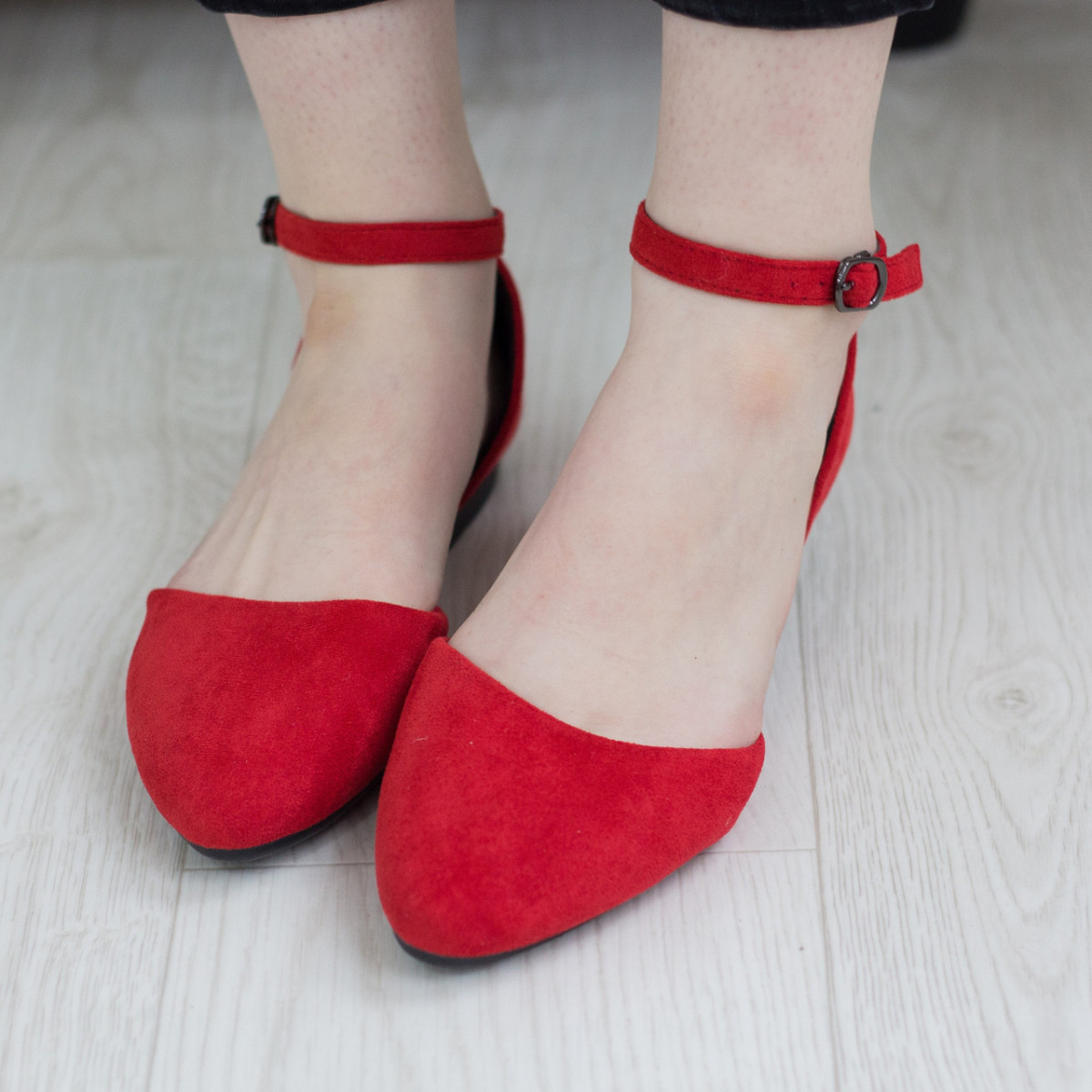 

Туфли женские Shoes Unicat 2681 38 размер 24.5 см Красный