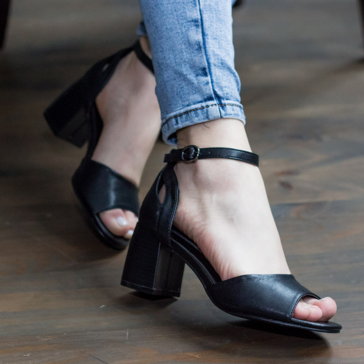 

Женские босоножки Shoes Fairfax 2797 36 размер 23.5 см Черный