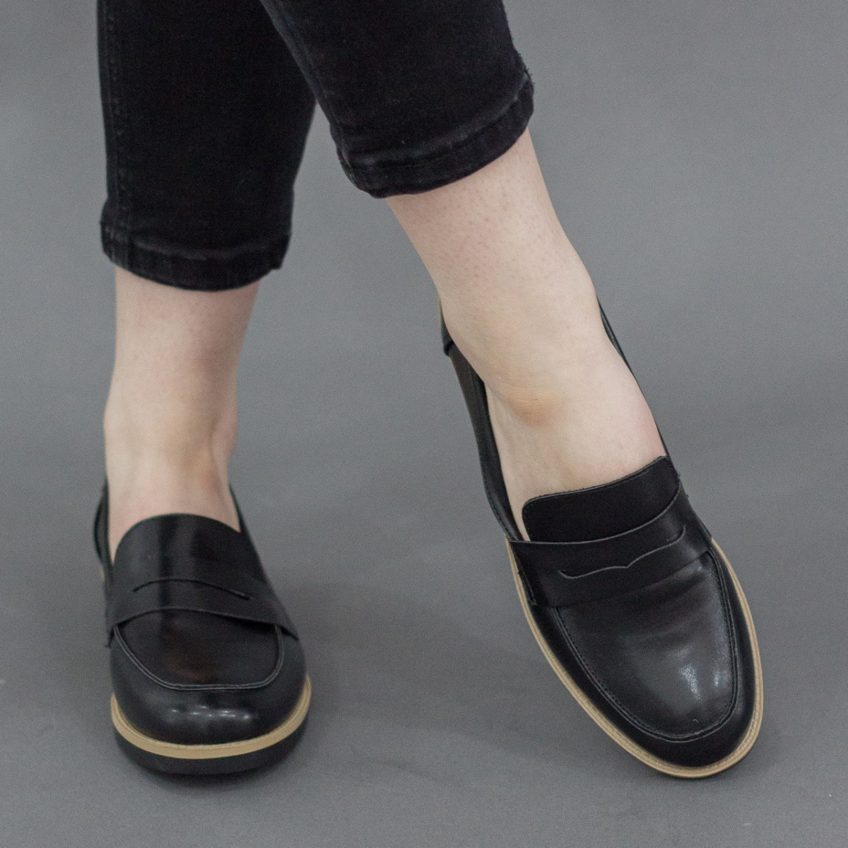 

Лоферы женские Shoes Flicker 2804 36 размер 23.5 см Черный
