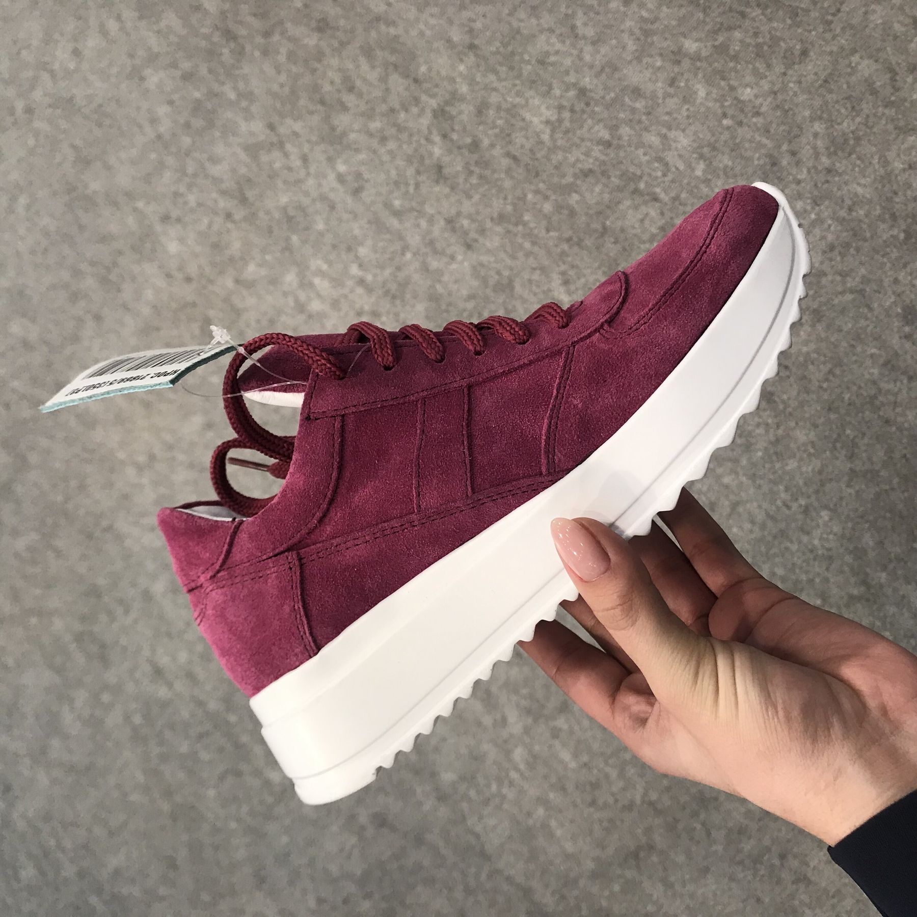 

Кроссовки suede fifi 36р.