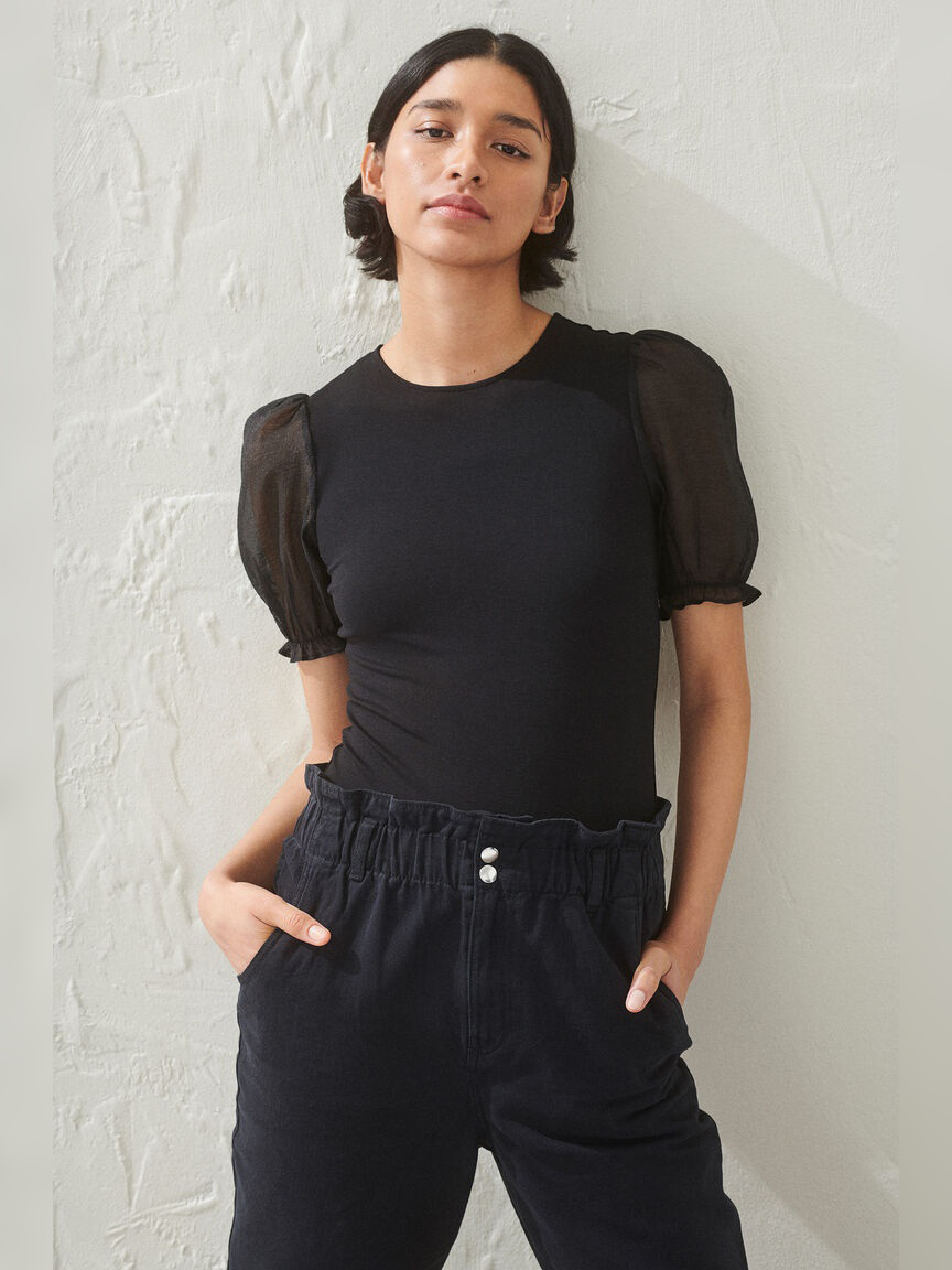 

Блузка H&M 060875451 M Черная