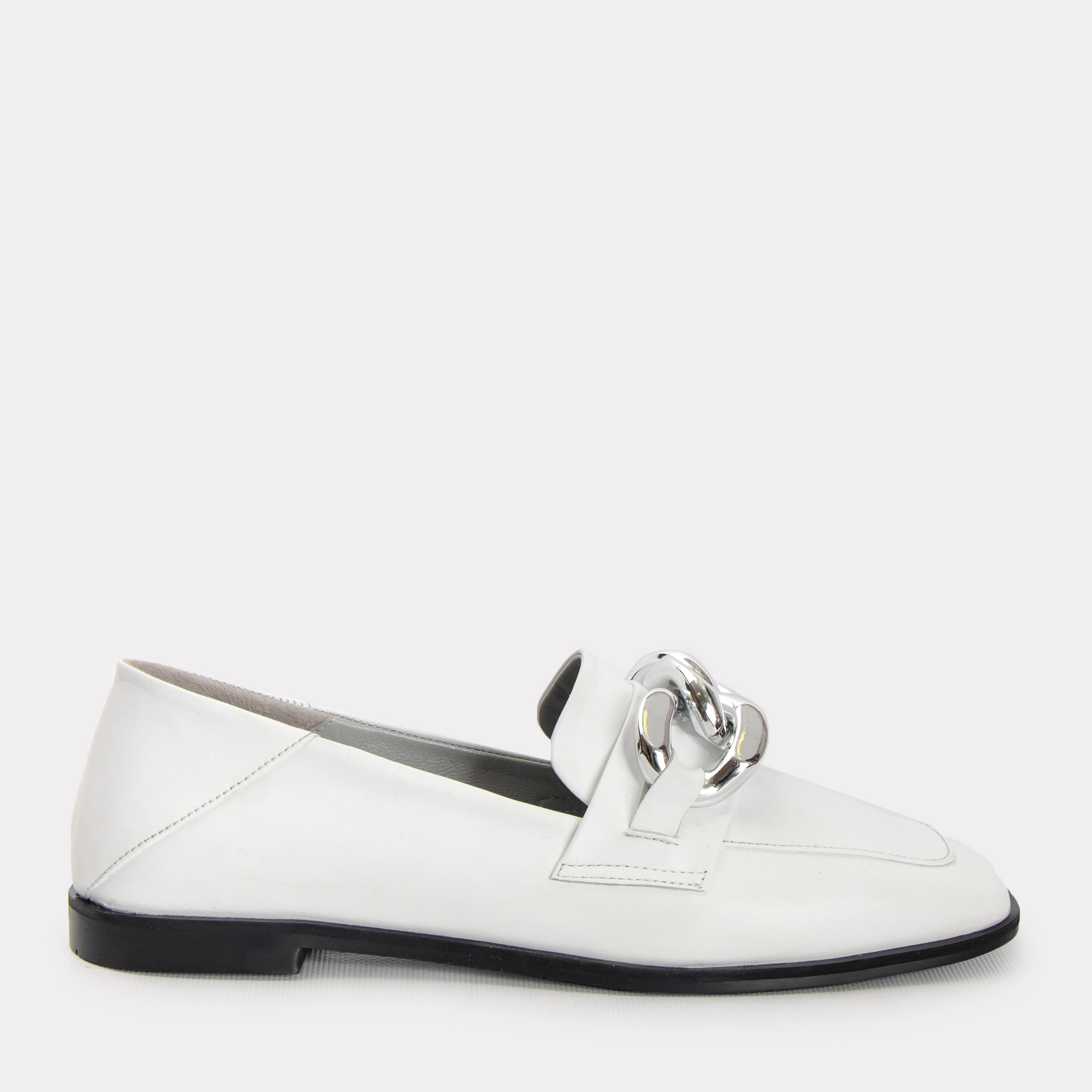 

Лоферы Caruso Shoes Bridget White 21-00378 37 24 см Белые