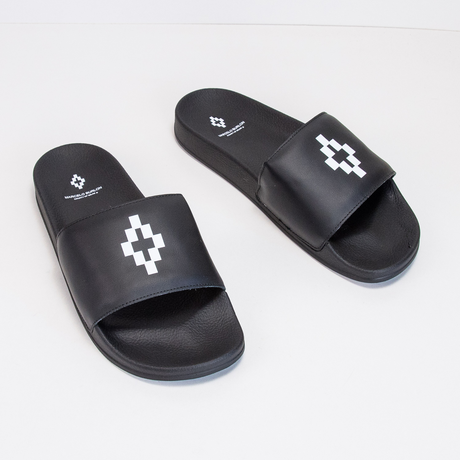 

Слайдеры Marcelo Burlon CMIA027F174110811001 40
