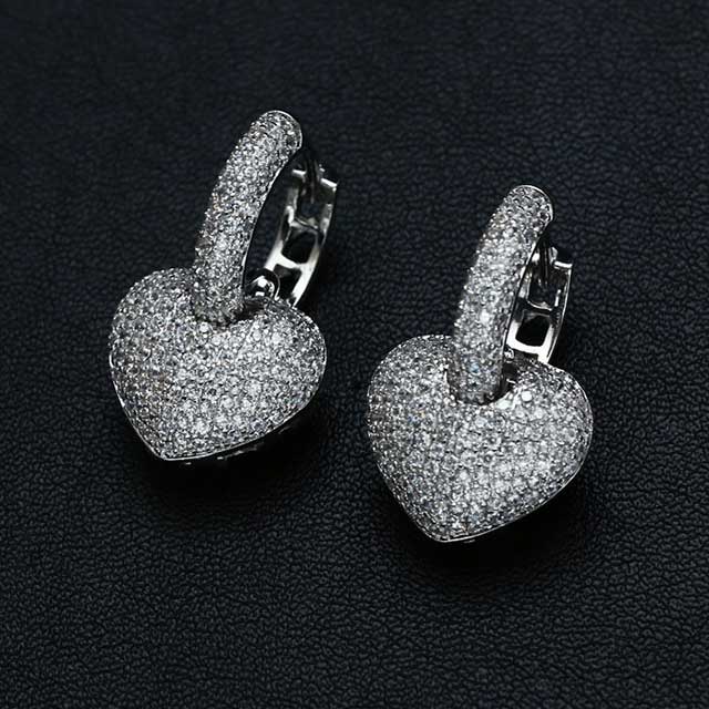 

Серьги Кристальное сердце DiaDemaGrand Серебряный с белым камнем (041653-15-2)
