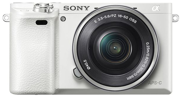 Акция на Фотоаппарат Sony Alpha 6000 kit 16-50mm White (ILCE6000LW.CEC) от Rozetka UA