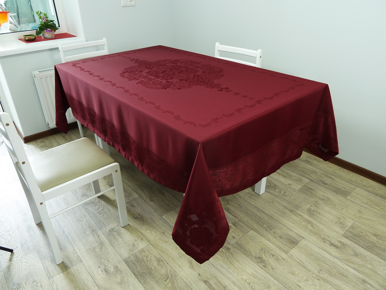 

Скатерть SAFIR прямоугольная Jumbo 160*220 бордовая