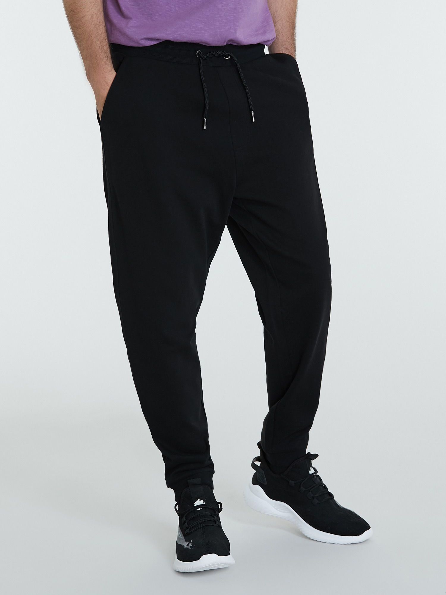 

Спортивные штаны Piazza Italia 39641-3 S Black