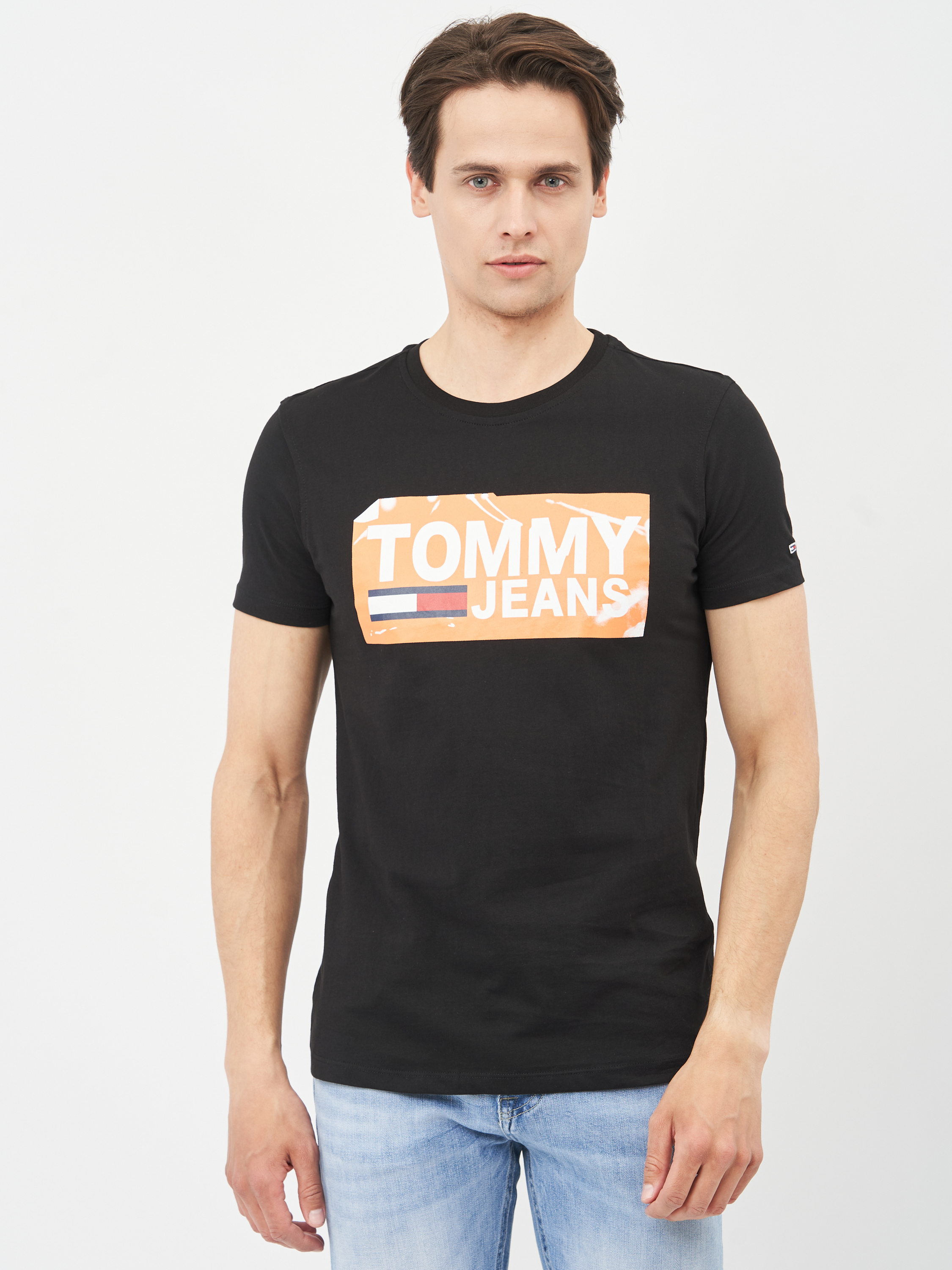 Акція на Футболка Tommy Jeans 10639.1 S (44) Чорна від Rozetka