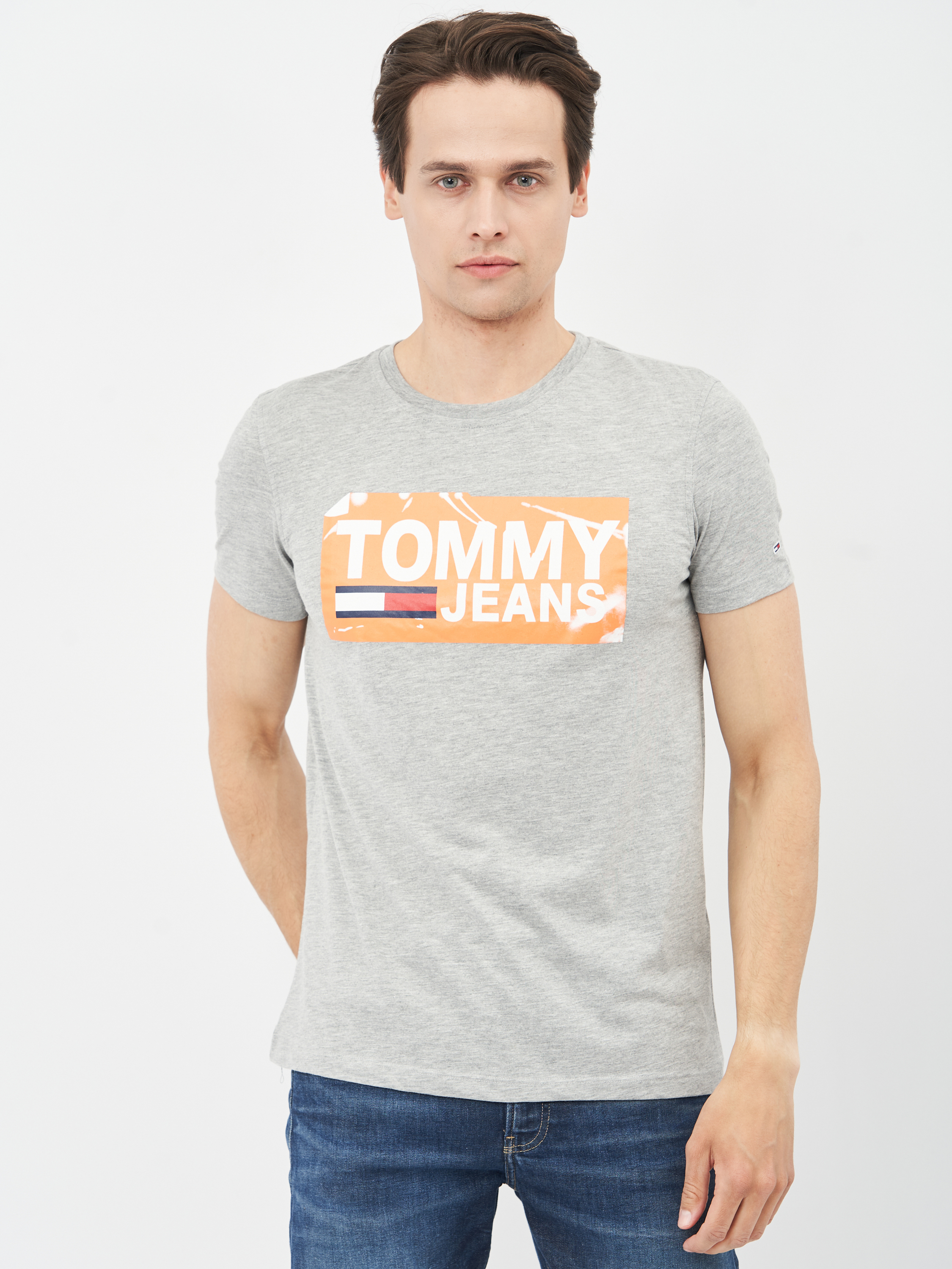 Акція на Футболка Tommy Jeans 10639.2 XL (50) Сіра від Rozetka