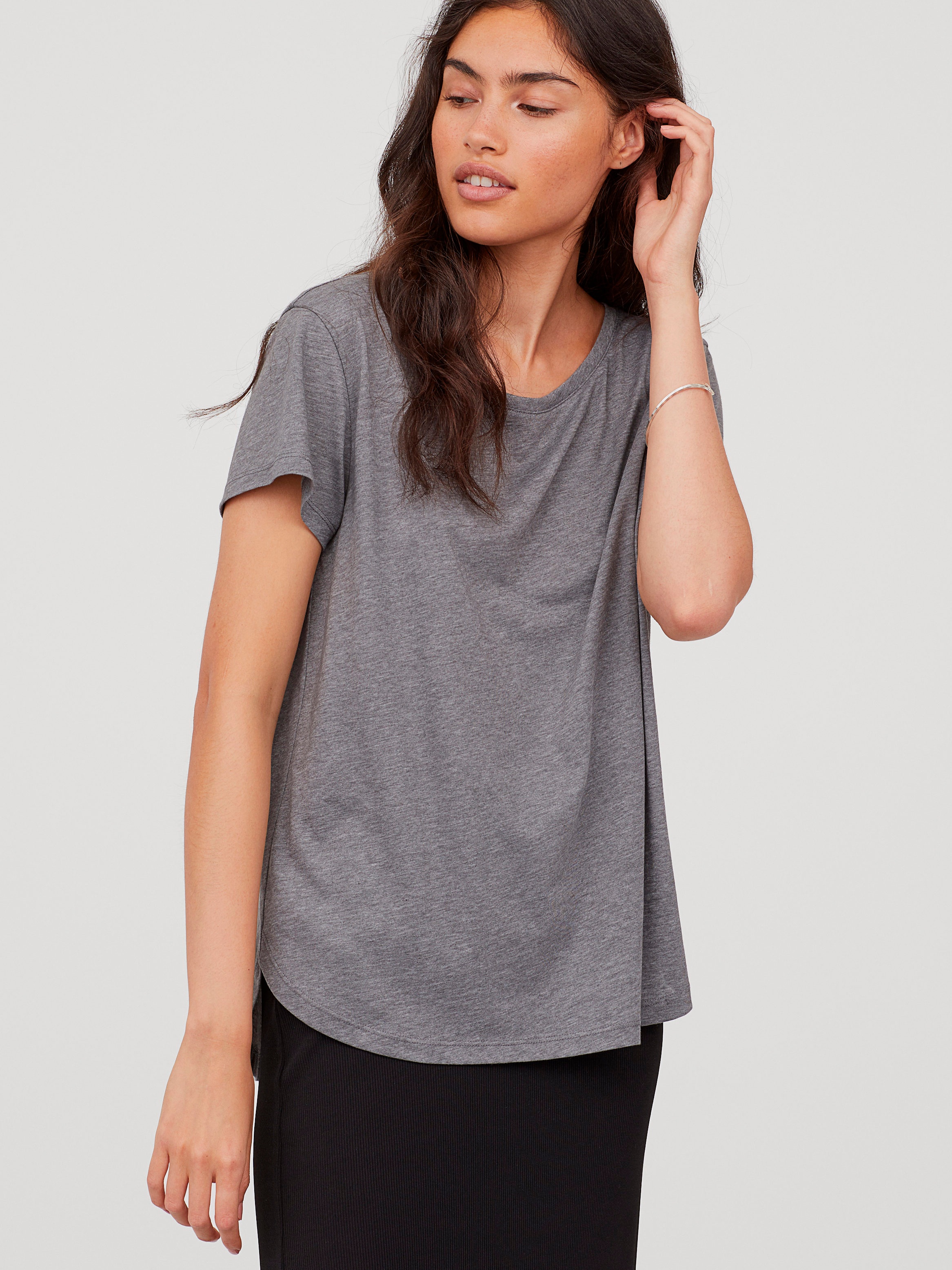 

Футболка H&M 0610776-0 S Серая