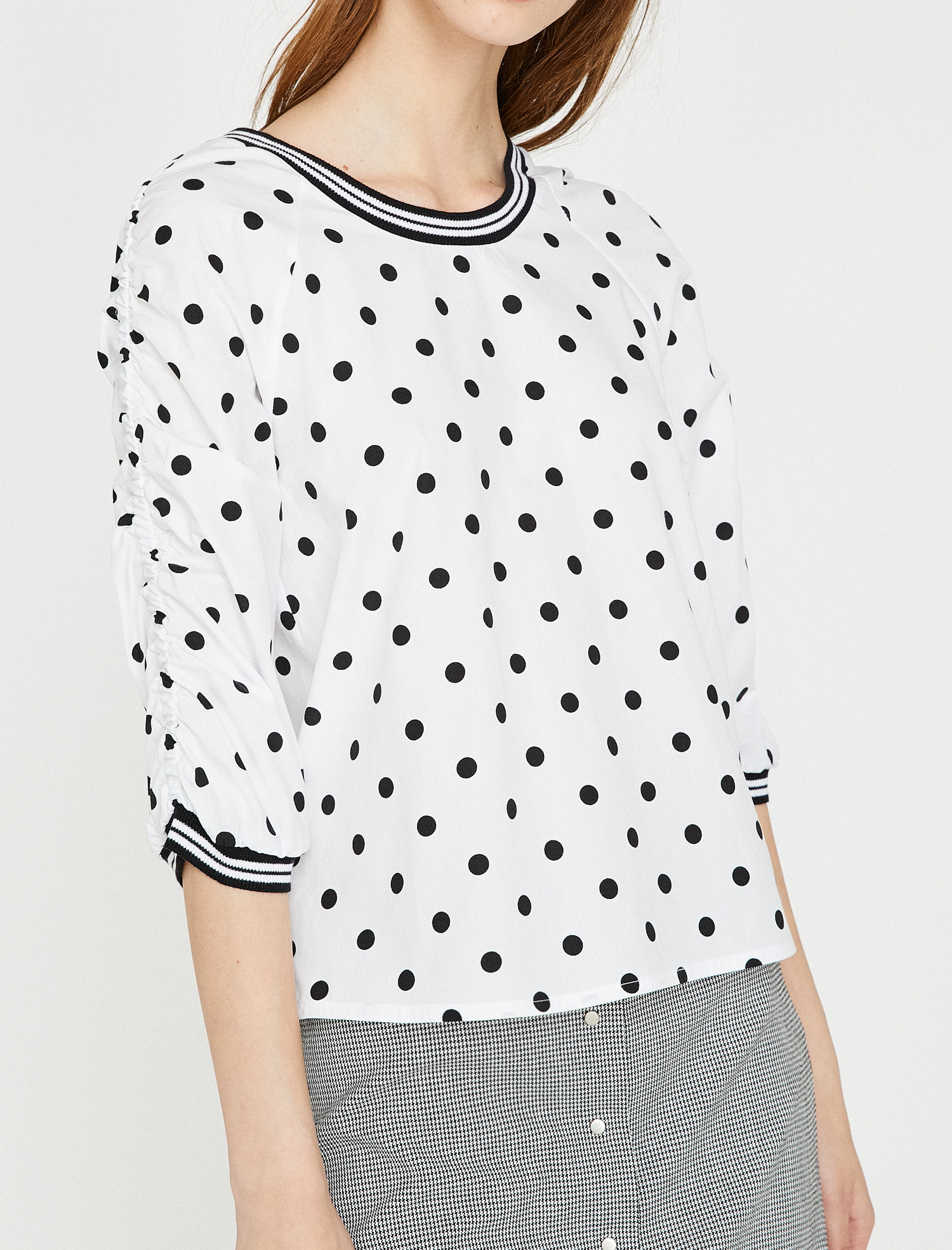 

Блузка Koton 8YAF60465FW 34 White Design