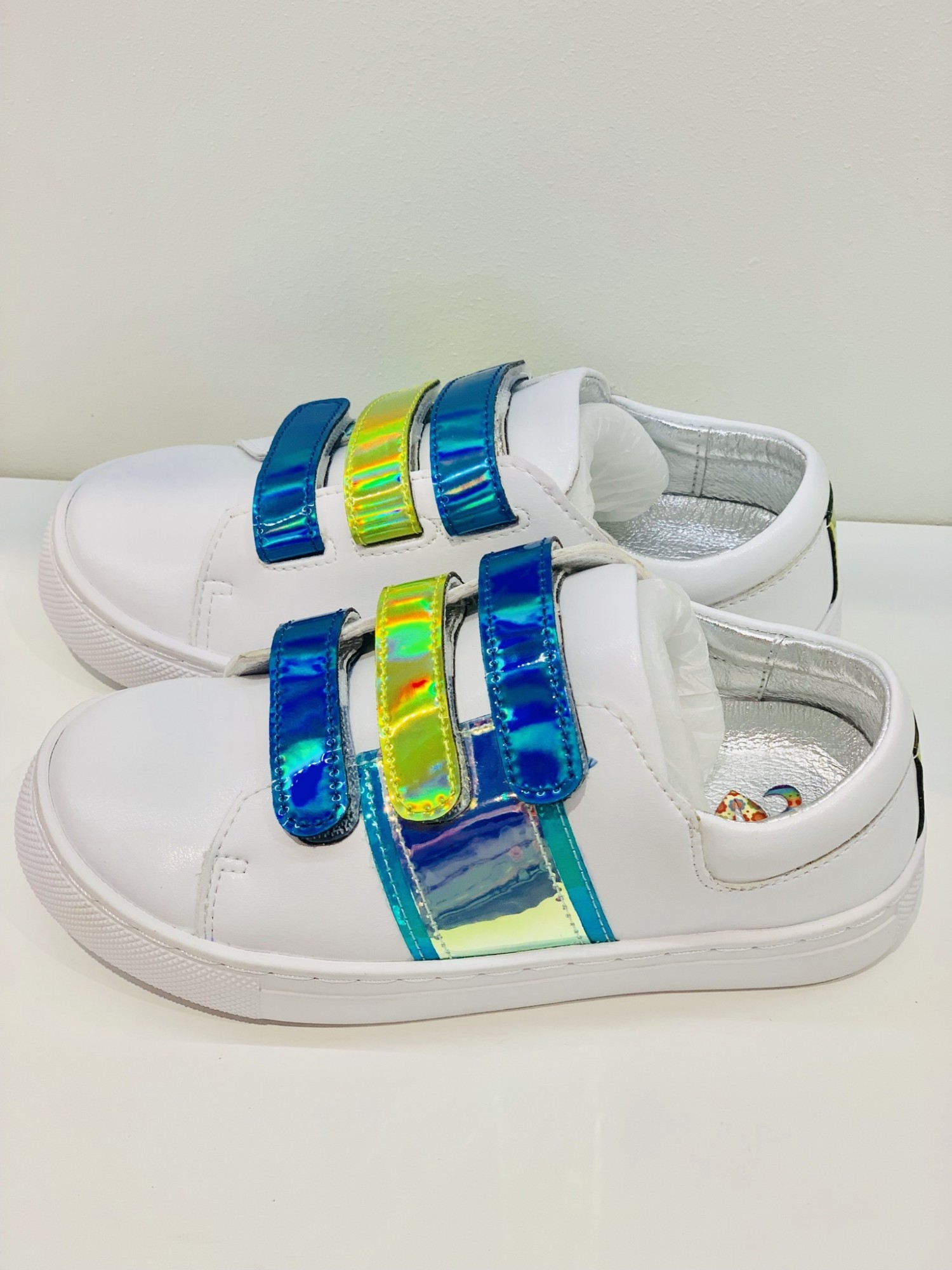 

Кеды EVIE shoes Saba 33 White-Blue Neon (122-9K 33)