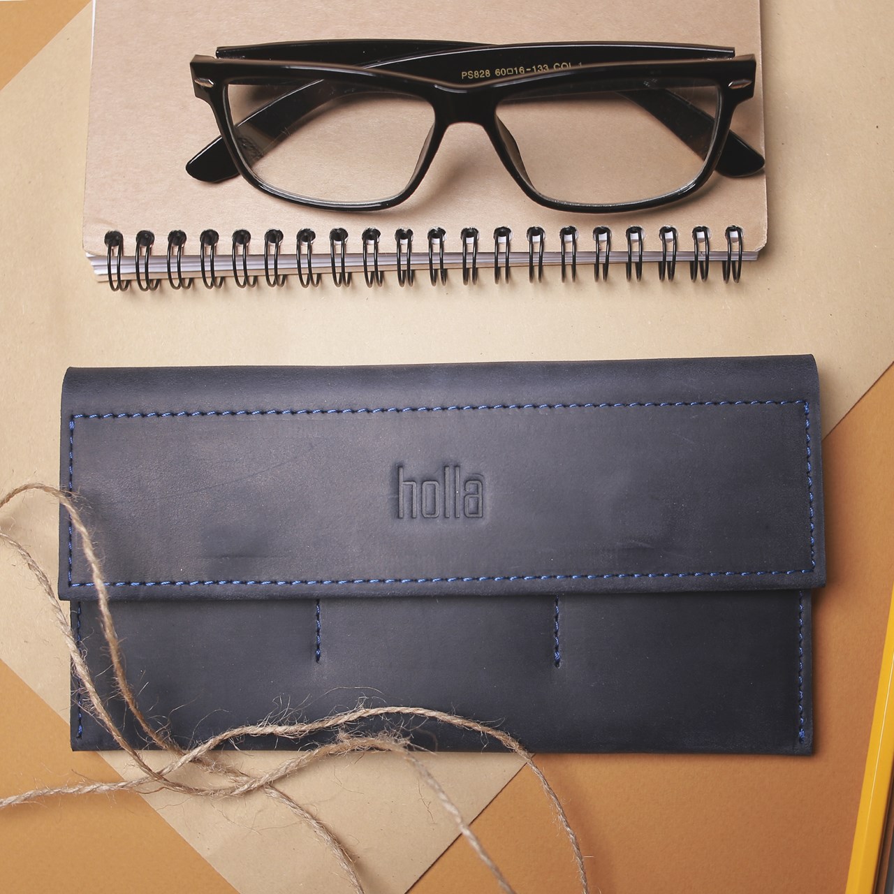 

Дизайнерское кожаное портмоне holla, ручной работы IDLER WALLET // NAVY BLUE (hl-IDLER WALLET)