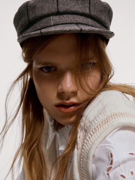 

Кепка ZARA 36023 Коричневий