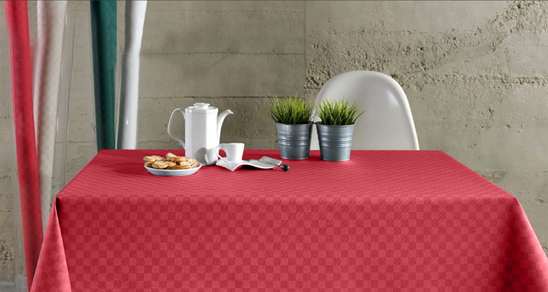 

Скатерть однотонная с акриловым покрытием Time Textile Picasso Berry Красный TT142732 160x240