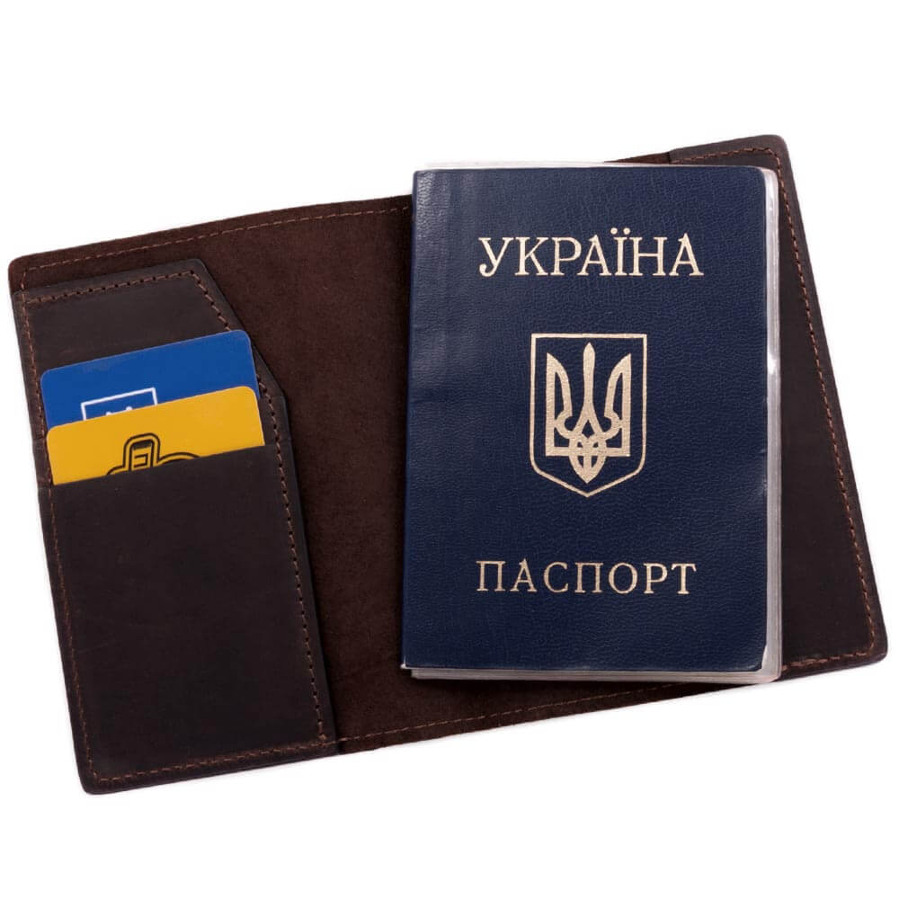 

Обложка на паспорт кожаная Grande Pelle коричневая (255120)
