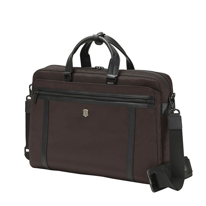 

Портфель Victorinox Travel Werks Professional 2.0 Dark Earth 16л