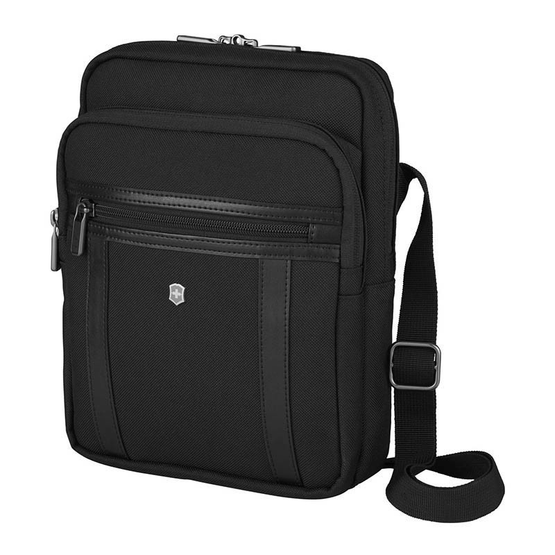 

Мужская сумка Victorinox Travel Werks Professional Cordura Black 6л