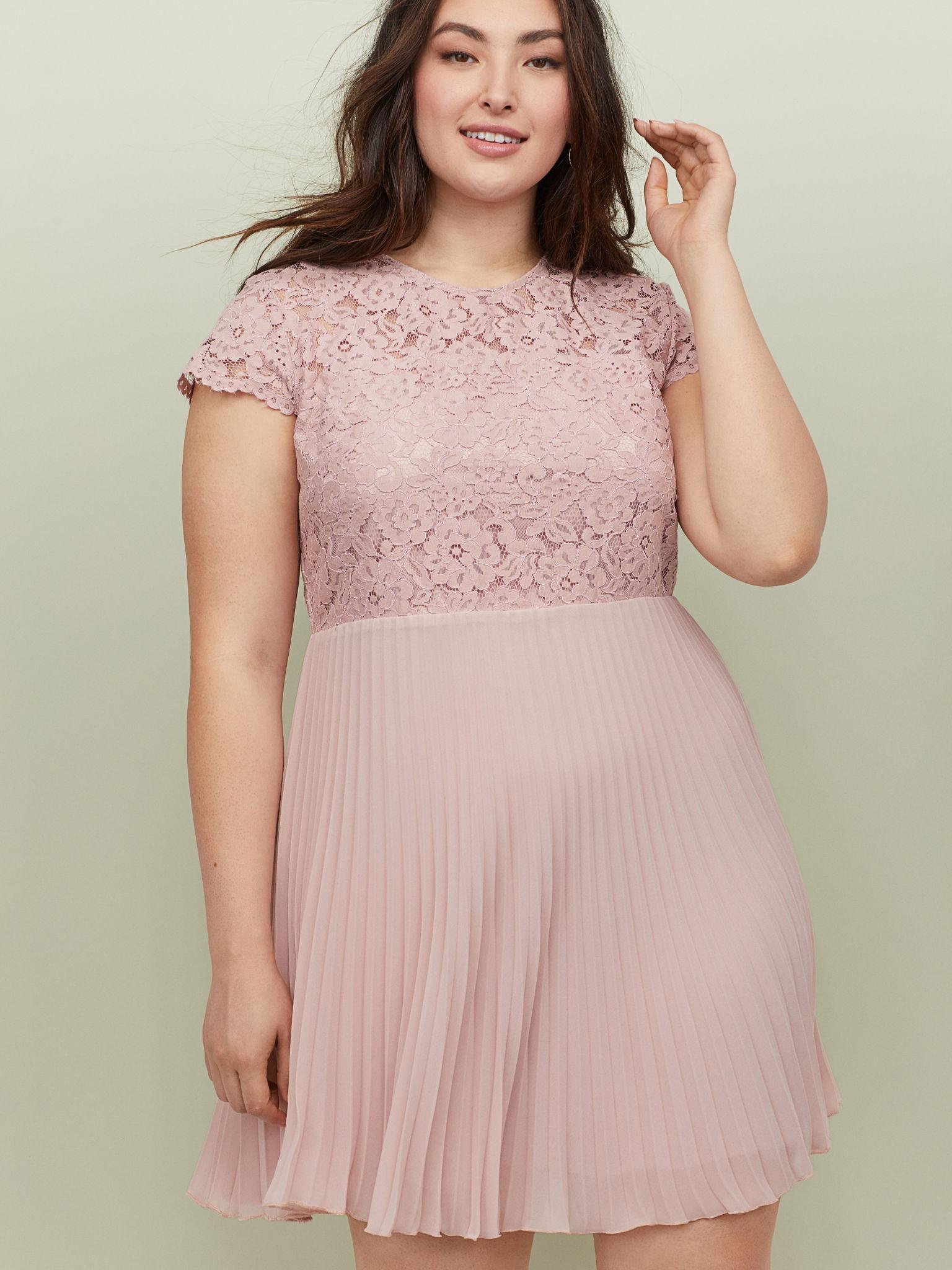 

Платье H&M 7551549-ADXN 50 Светло-розовое