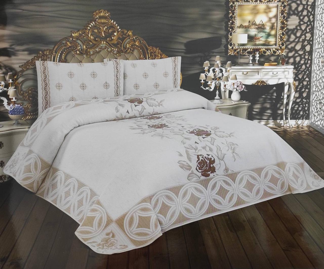

Покрывало My Bed Жакард 240x260 с наволочками Flora Cappucino