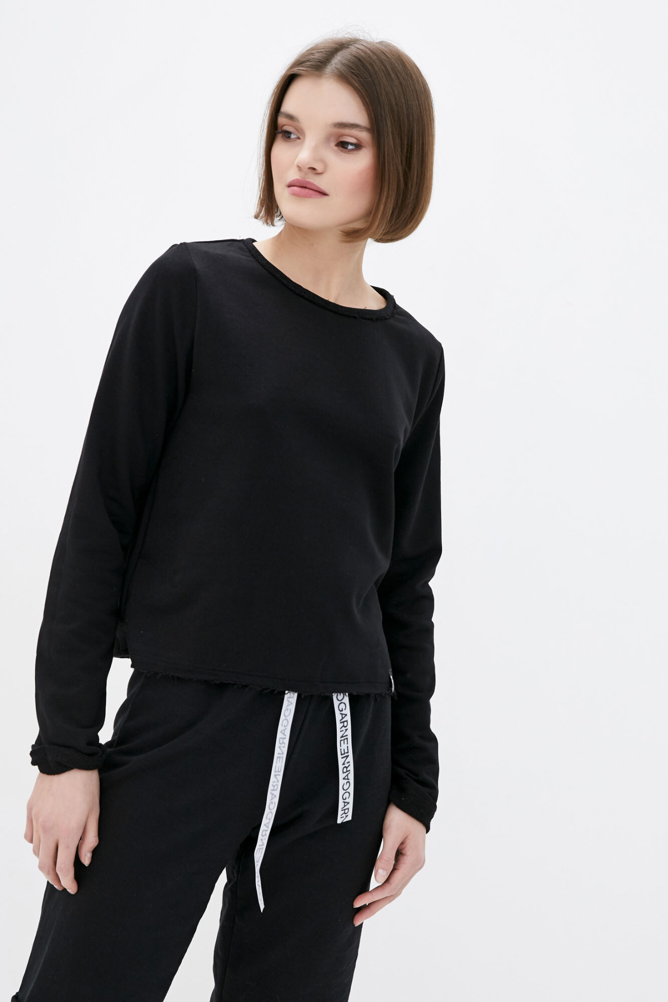 

Свитшот Garne PUSH L Черный