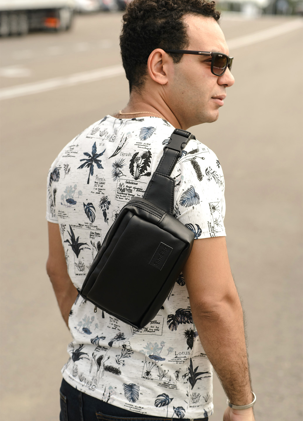 

Сумка на пояс чорна, Sambag