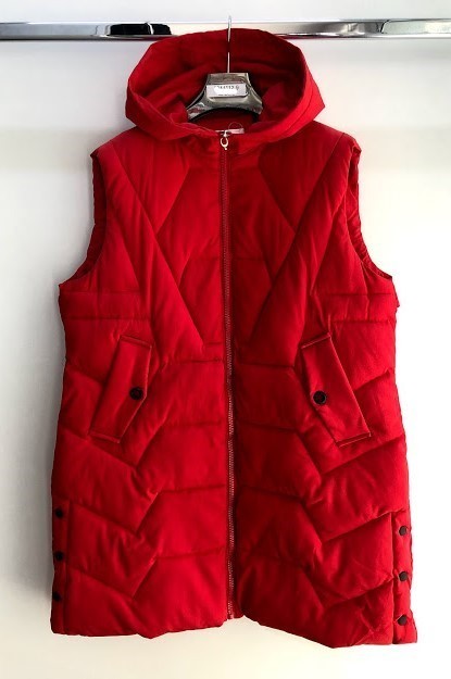 

Женский теплый жилет Assika 8011 XXL красный