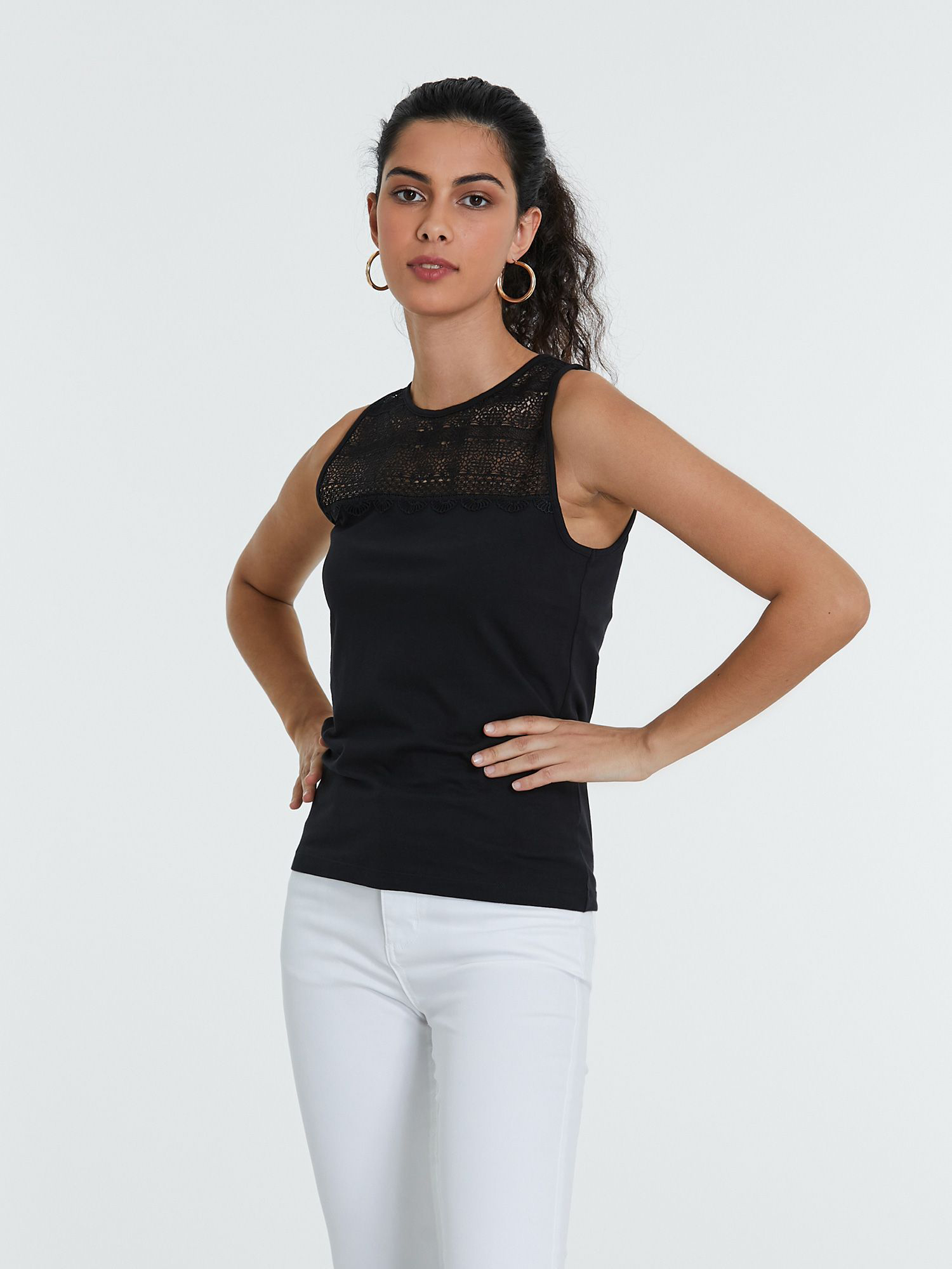 

Топ Piazza Italia 38445-3 XL Black