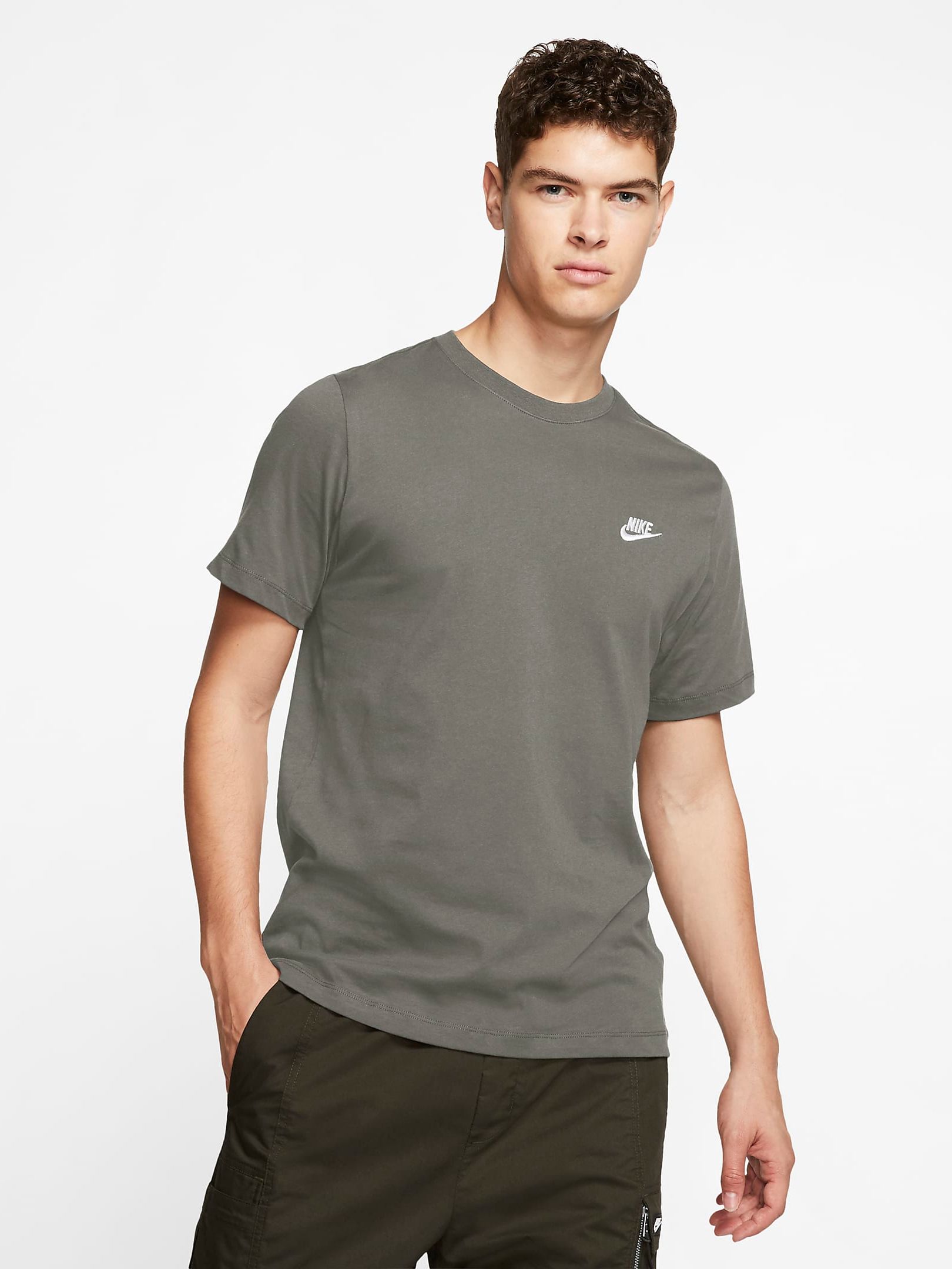 

Футболка Nike M Nsw Club Tee AR4997-320 S