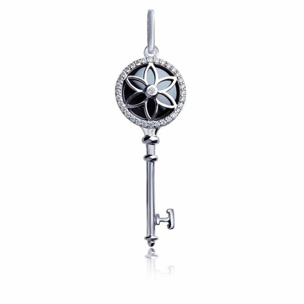 

Срібна підвіска "Treasured key"