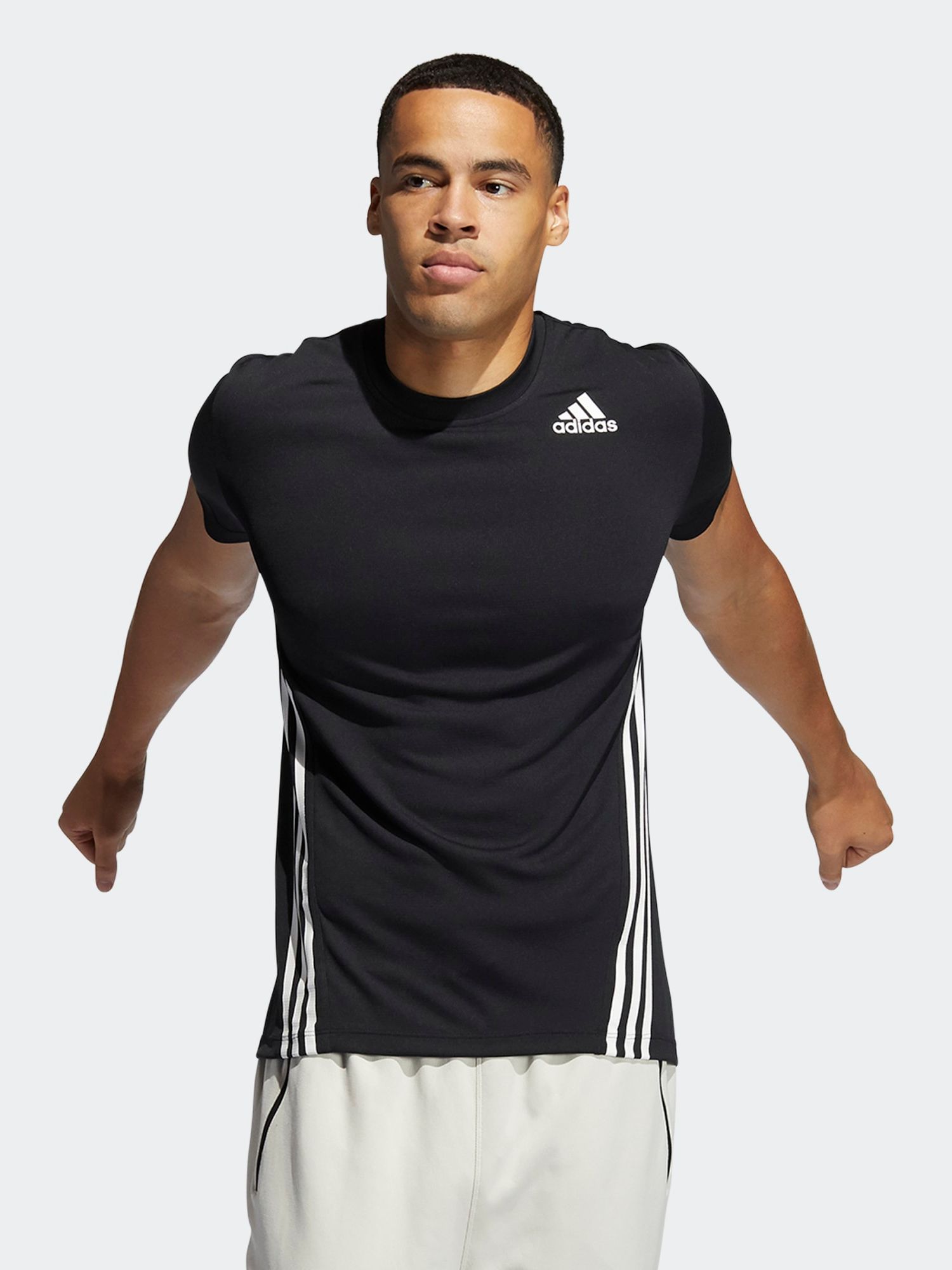 

Футболка Adidas Aero 3S Tee GM0655 XS Black