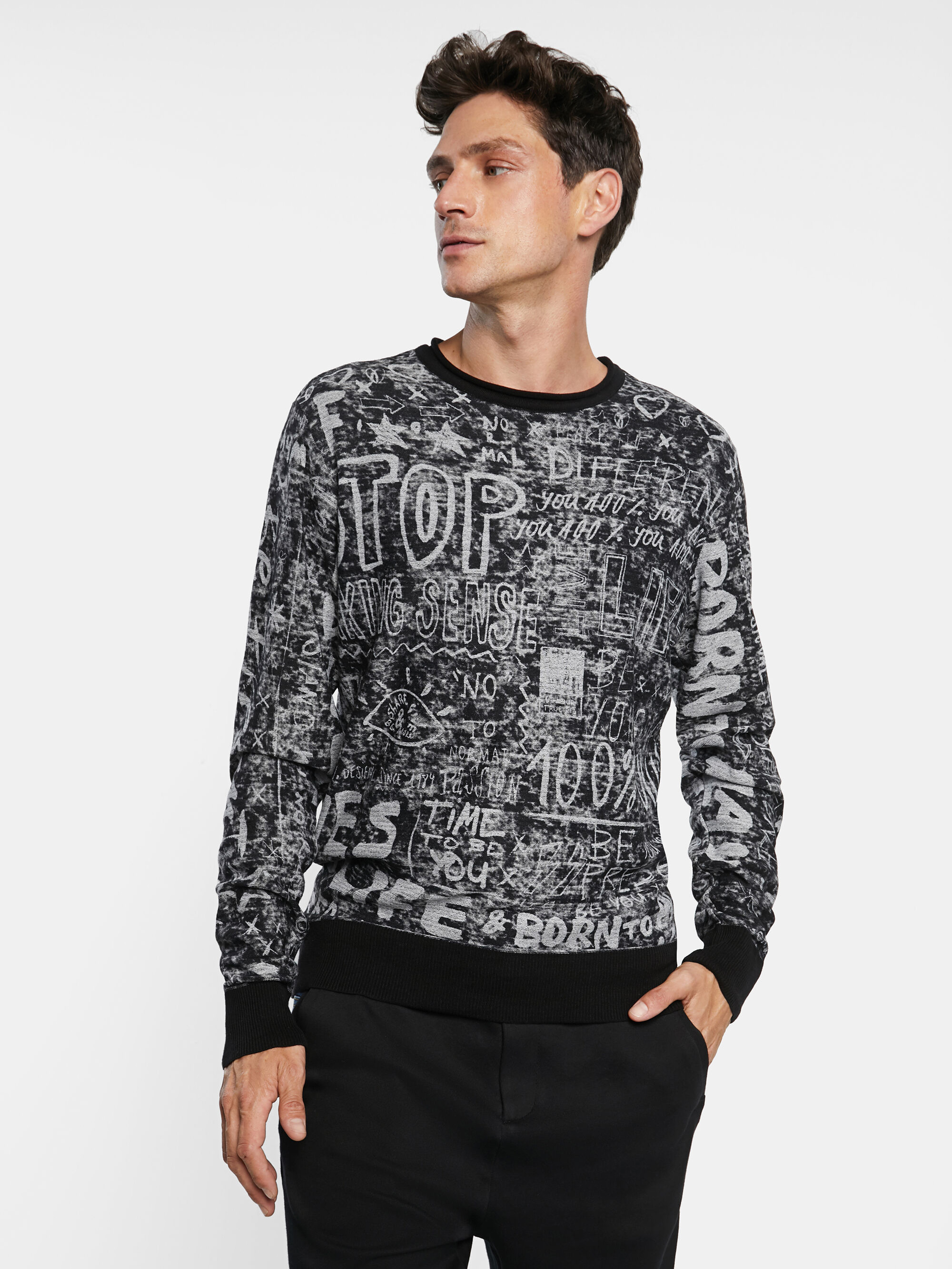 

Джемпер Desigual 21SMJF03-2000 L