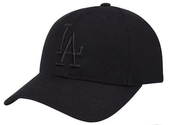 

Кепка Jsstore LA с Черным Лого Черная