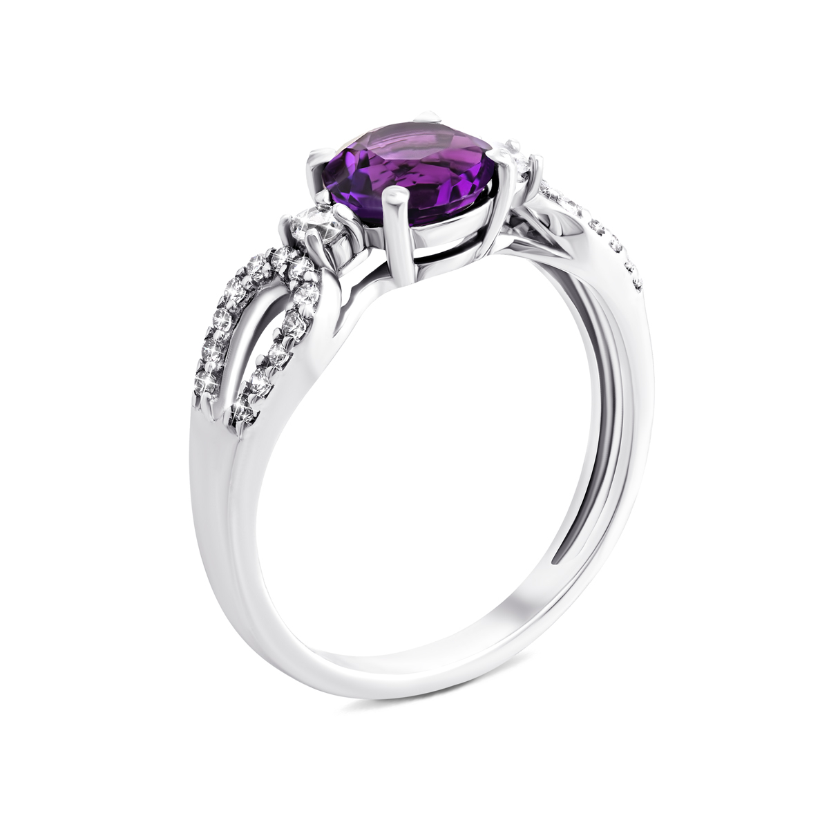 

Серебряное кольцо с аметистом и фианитами 17 размер 1475/1р-AMET