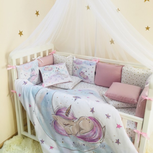 

Комплект в кроватку Маленькая соня Magic Единорог сатин стандарт/овал с бортиками 7 предметов детский арт.0141178