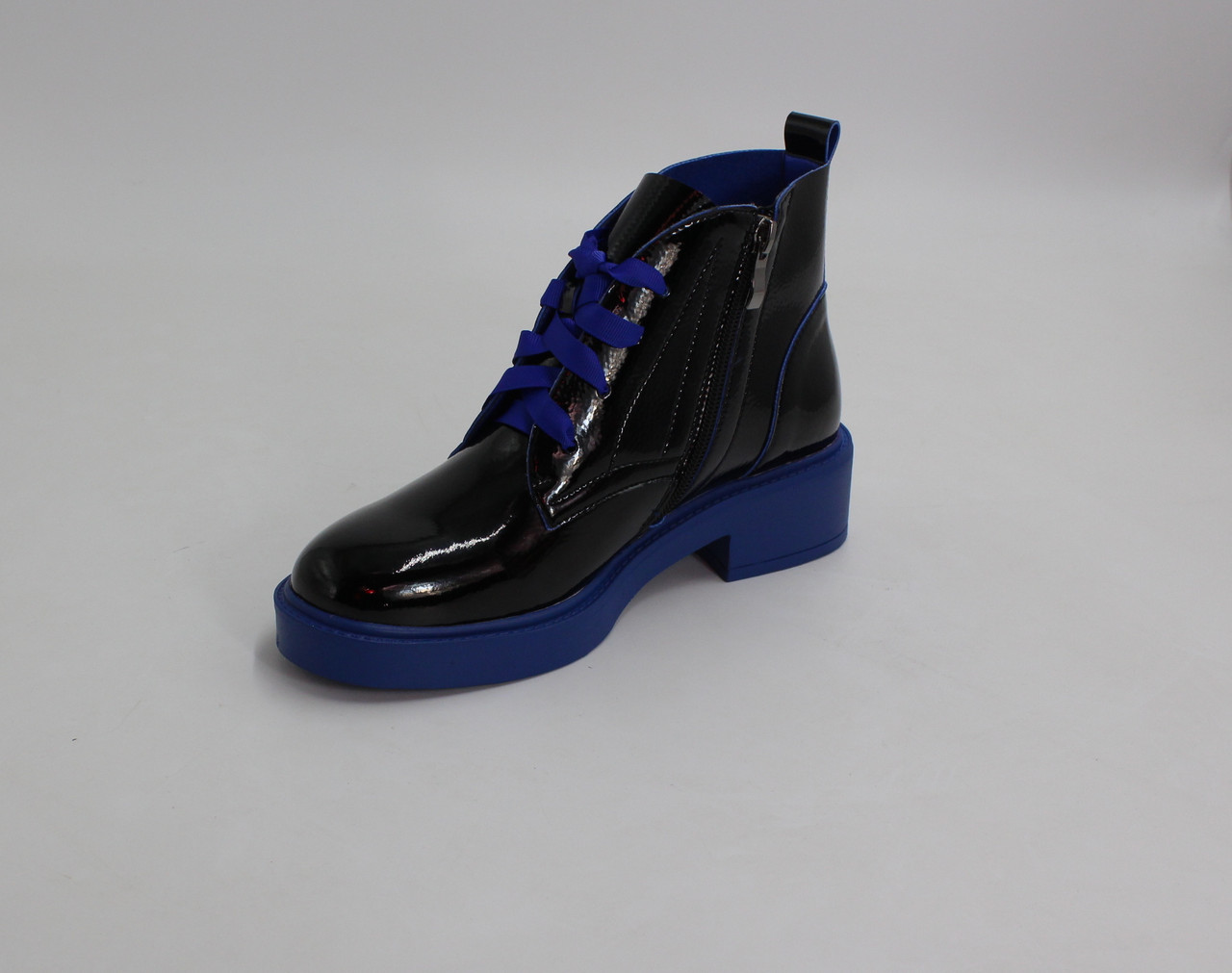 

Ботинки женские X016-29 Black Gabis / Модель 100820 37