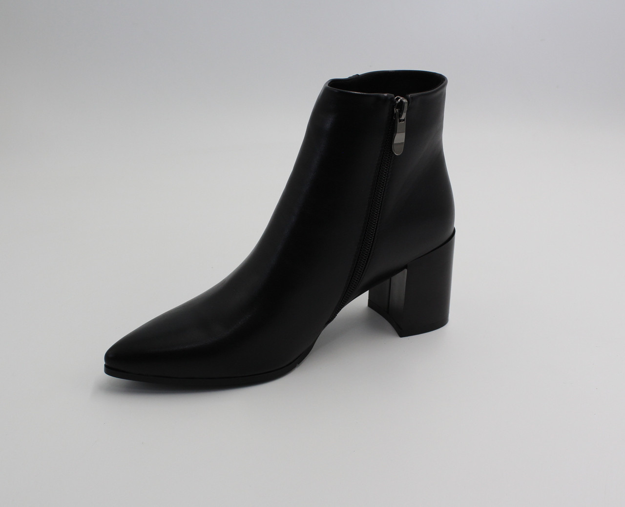 

Ботинки женские Y214 Black Gabis / Модель 100779 37