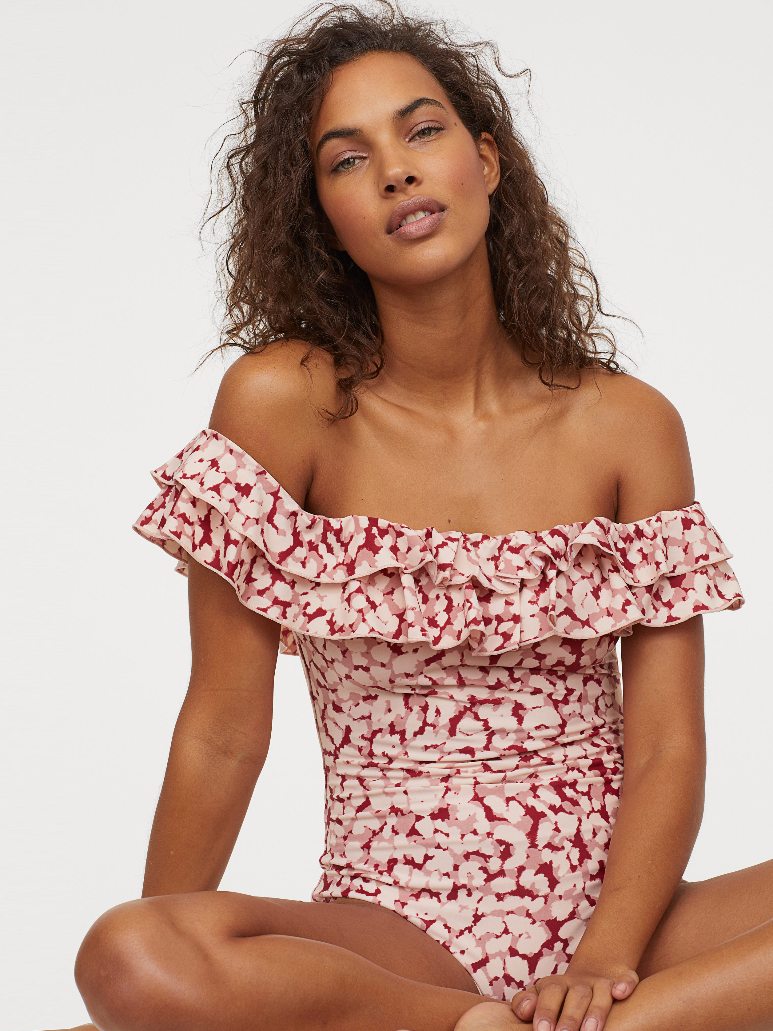

Купальник женский слитный H&M 0758138-0 40 Розовый