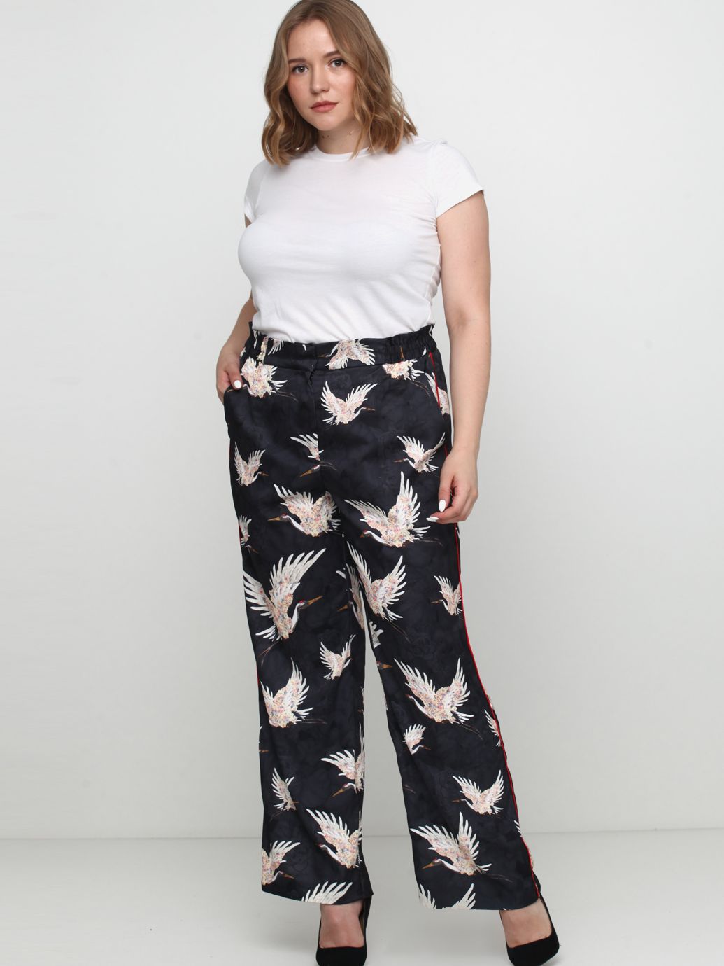 

Брюки H&M 6079166 36 Черные