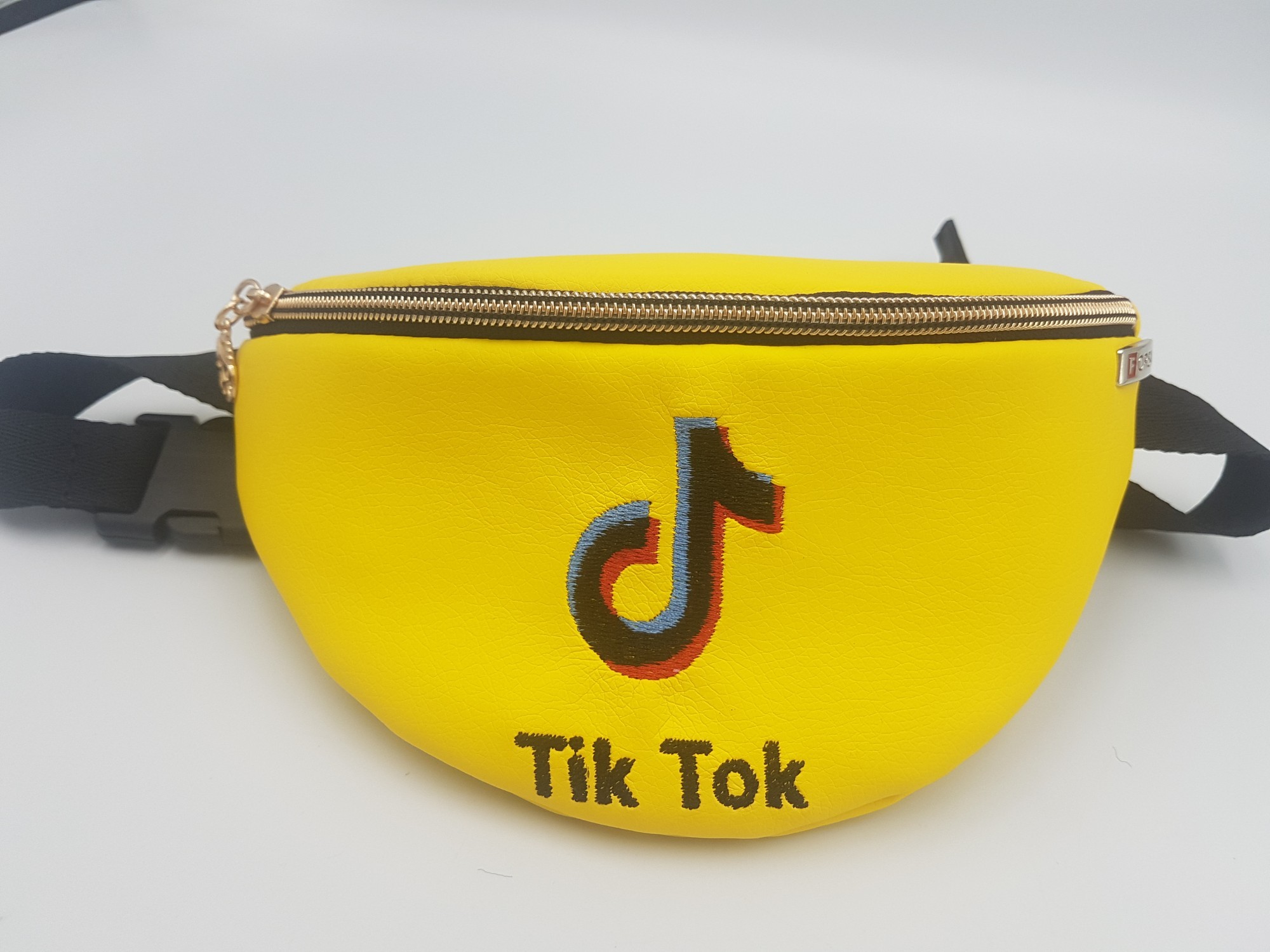 

Сумка на пояс Tik Tok (бананка) Детская сумка поясная тик ток бананка Tik Tok желтая