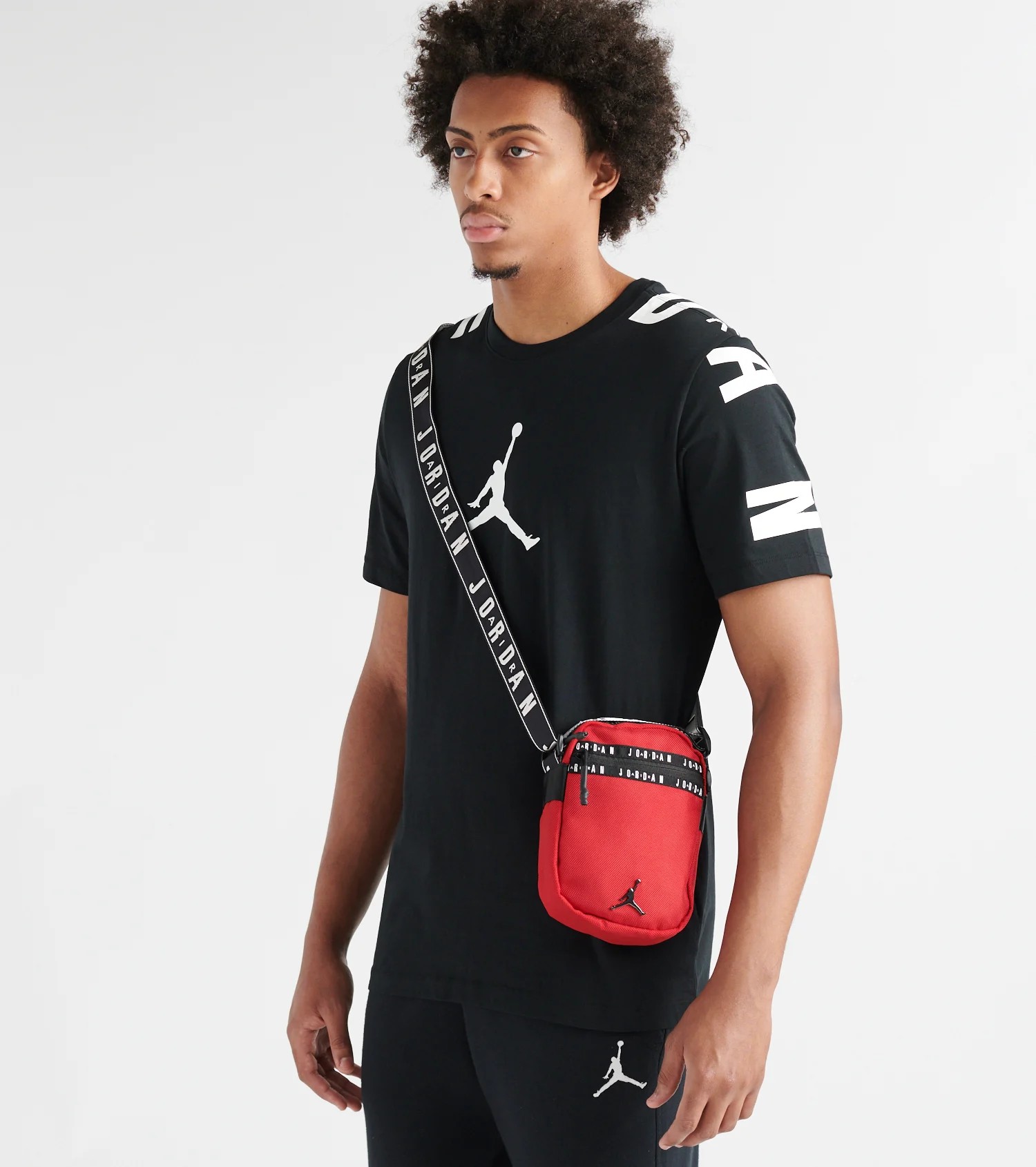 Jordan taping cheap pack bag