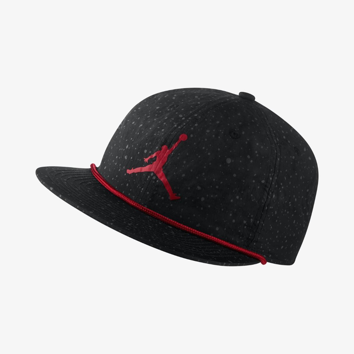

Кепка Jordan Pro Poolside Cap (BV5311-010)