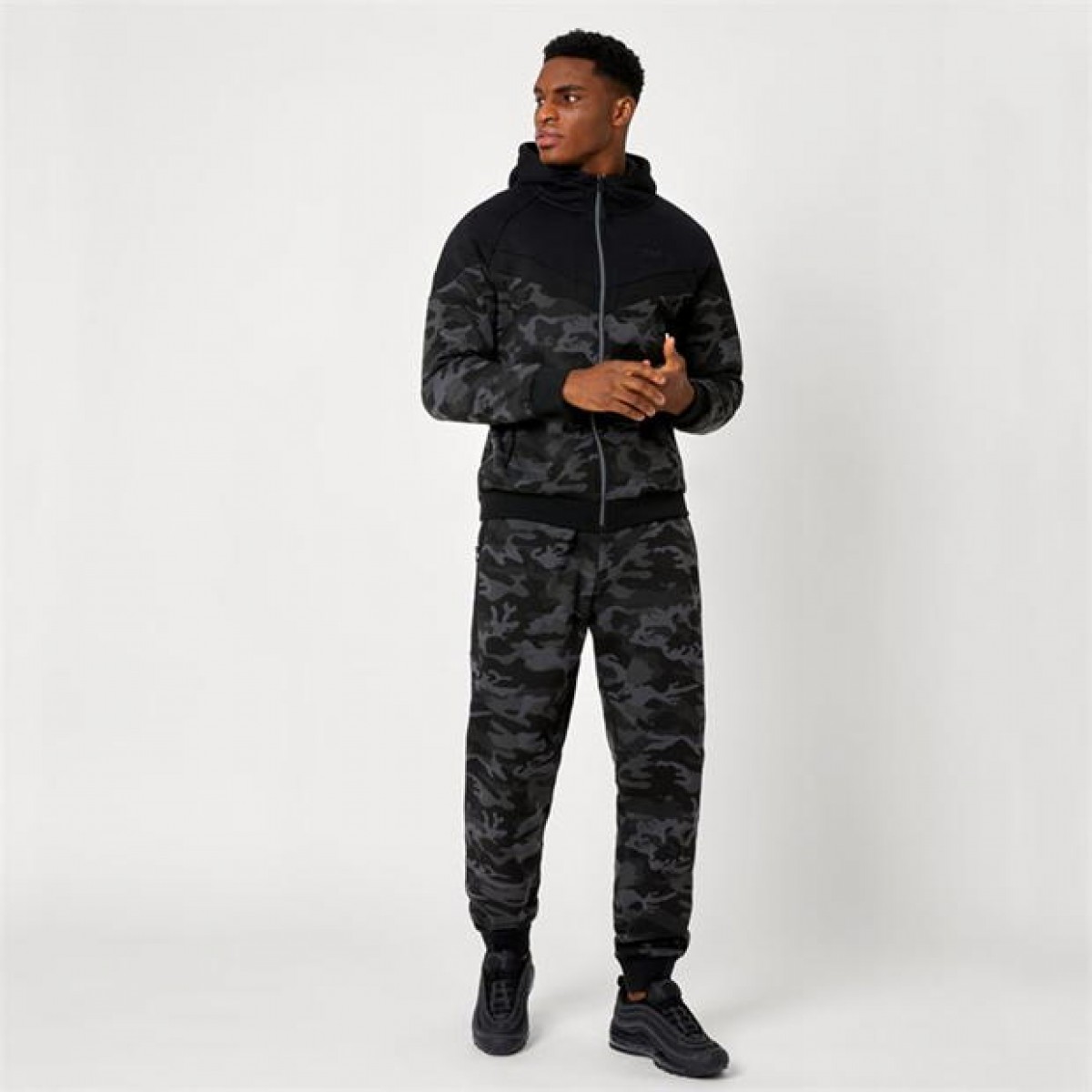 

Спортивные брюки Everlast Premium Closed Hem Camoflage, XXL (52)