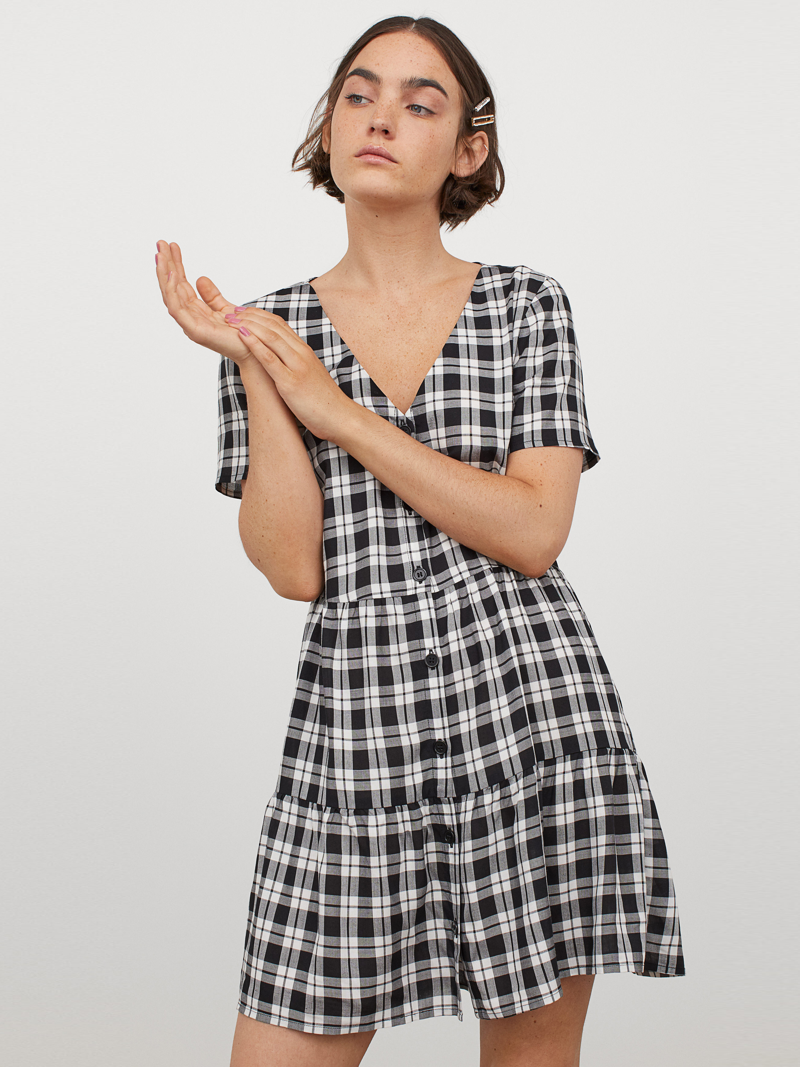 

Платье H&M 060860489 34 Черное клетка