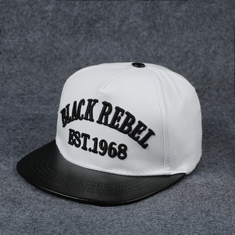 

Чоловіча бейсболка snapback SM032