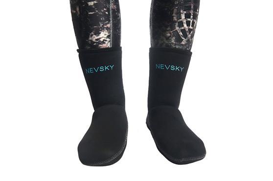 

Носки Nevsky-Sub Black 7 мм M неопреновые для подводной охоты дайвинга плавания ( открытая пора, Sheico ), ( на стопу 22- 23.5 см )