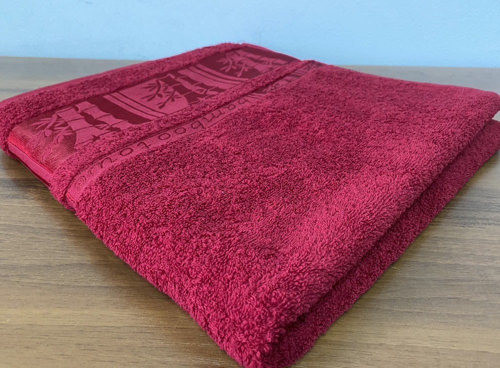 

Полотенце махровое 70х140 GM TEXTILE Узбекистан Bamboo new 450 г/м2 красное набор 3 шт